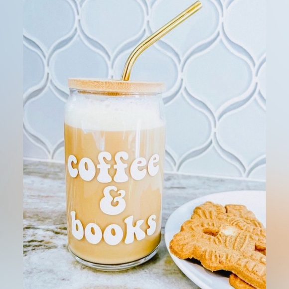 Other - Coffee & Books Glass Tumbler with Glass Straw